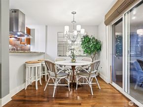 11060 NE 33rd Place E3, Bellevue WA 98004