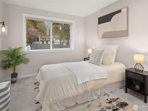 11215 NE 128th Street L302, Kirkland WA 98034