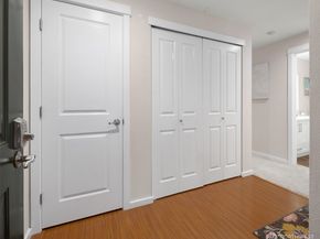 11215 NE 128th Street L302, Kirkland WA 98034