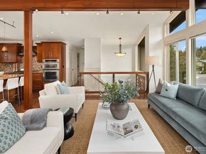 5829 112th Place NE, Kirkland WA 98033