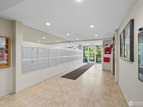 9416 1st Avenue NE 305, Seattle WA 98115