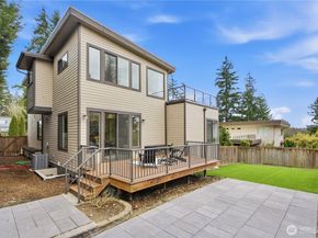 11422 NE 92nd Street, Kirkland WA 98033