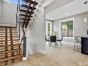 11422 NE 92nd Street, Kirkland WA 98033