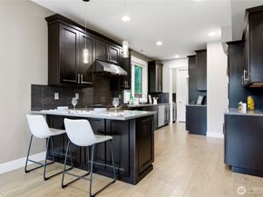 11422 NE 92nd Street, Kirkland WA 98033