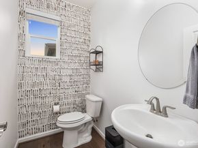 27318 14th Court S, Des Moines WA 98198