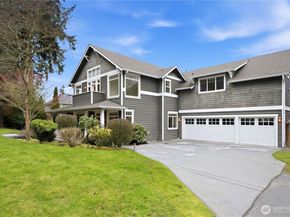 612 128th Avenue NE, Bellevue WA 98005