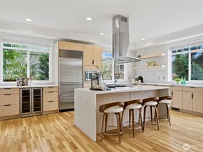 612 128th Avenue NE, Bellevue WA 98005