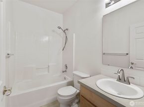 3220 SE 12th Street 1039, Renton WA 98058