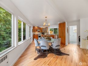 2708 NE 98th Street, Seattle WA 98115