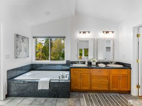 2708 NE 98th Street, Seattle WA 98115