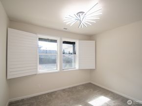 771 SE Nordmann Loop, Port Orchard WA 98366