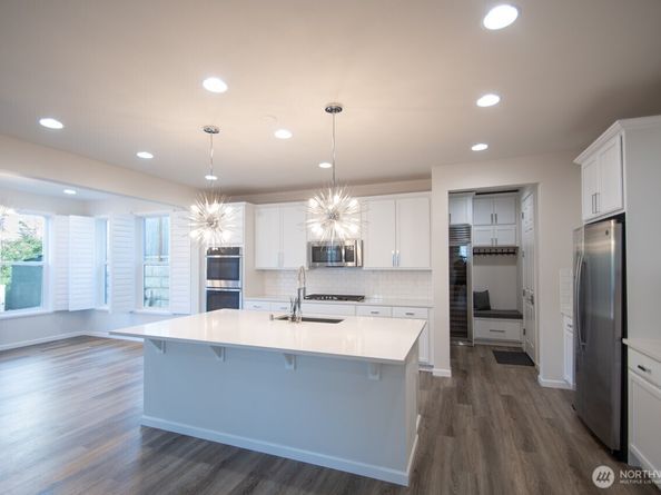 771 SE Nordmann Loop, Port Orchard WA 98366