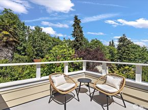 8526 E Mercer Way, Mercer Island WA 98040