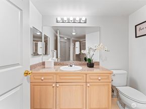 15020 Bothell Way NE 502, Lake Forest Park WA 98155