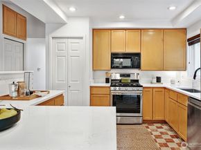 14627 SE Newport Way, Bellevue WA 98006