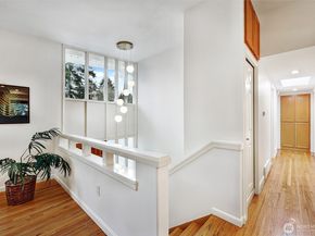 14627 SE Newport Way, Bellevue WA 98006