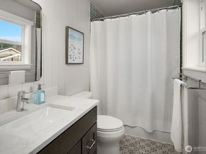 17120 SE 29th Place, Bellevue WA 98008