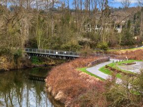 17409 113th Avenue NE, Bothell WA 98011