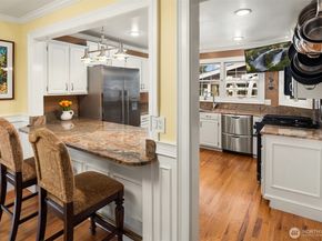 17409 113th Avenue NE, Bothell WA 98011