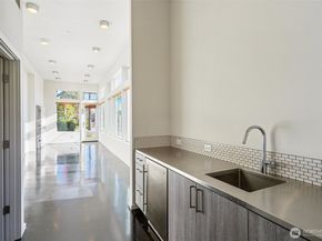 8501 14th Avenue NW, Seattle WA 98117