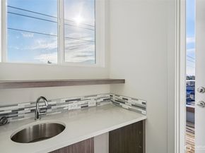 8501 14th Avenue NW, Seattle WA 98117