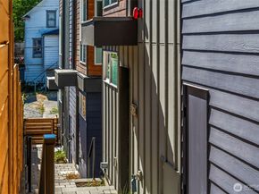 115 22nd Avenue B, Seattle WA 98122