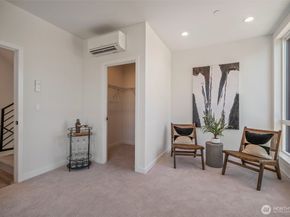 115 22nd Avenue B, Seattle WA 98122