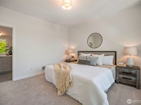 115 22nd Avenue B, Seattle WA 98122