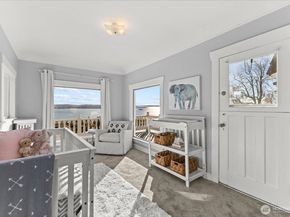 307 W Highland Drive, Seattle WA 98119