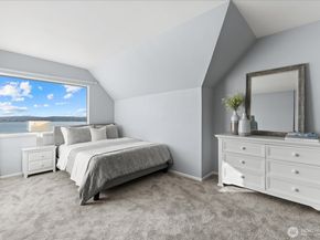 307 W Highland Drive, Seattle WA 98119