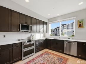 1621 Seattle Hill Road J5, Bothell WA 98012