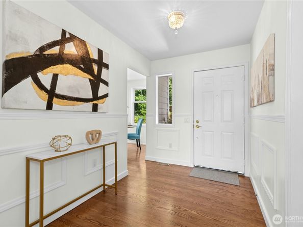 22541 SE 42nd Court 2252, Issaquah WA 98029