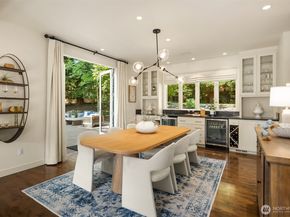 7250 92nd Avenue SE, Mercer Island WA 98040