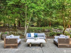 7250 92nd Avenue SE, Mercer Island WA 98040