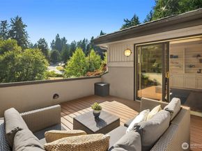 7250 92nd Avenue SE, Mercer Island WA 98040