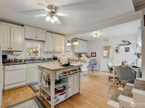 2225 61st Street SE, Everett WA 98203