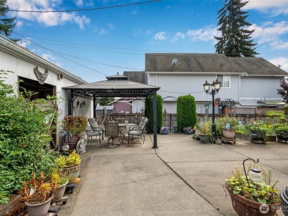 2225 61st Street SE, Everett WA 98203