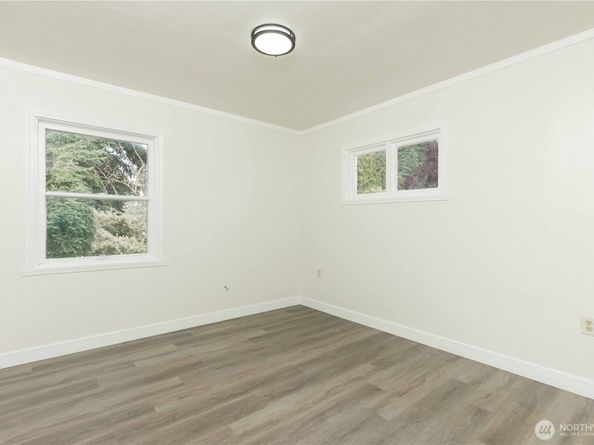302 S Hartford Avenue, Bremerton WA 98312