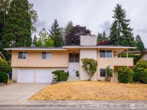 2230 137th Place SE, Bellevue WA 98005