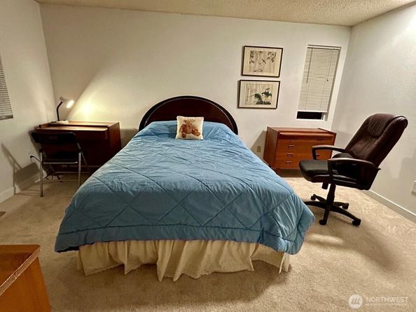 2230 137th Place SE, Bellevue WA 98005