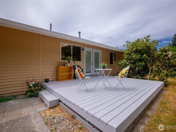 2230 137th Place SE, Bellevue WA 98005