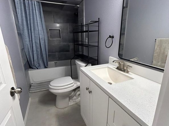 2230 137th Place SE, Bellevue WA 98005