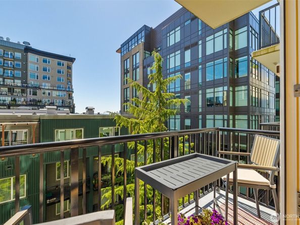 2717 Western Avenue 6014, Seattle WA 98121