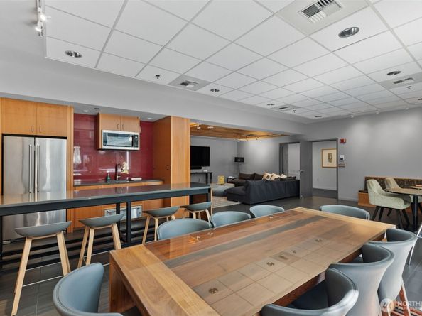 2717 Western Avenue 6014, Seattle WA 98121