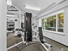 2717 Western Avenue 6014, Seattle WA 98121