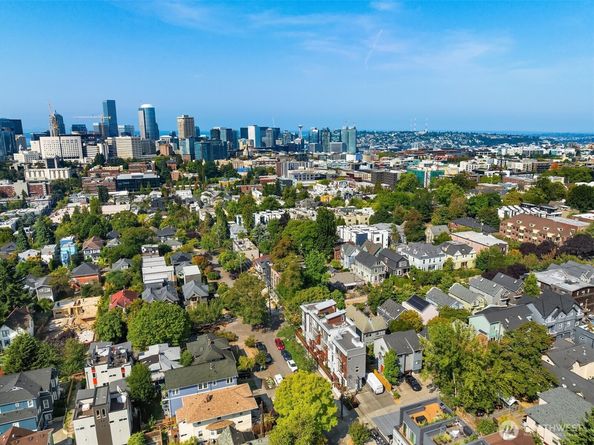 1704 E Marion Street, Seattle WA 98122