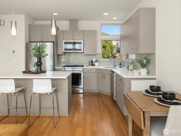 1704 E Marion Street, Seattle WA 98122