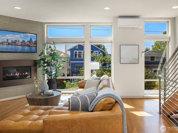 1704 E Marion Street, Seattle WA 98122