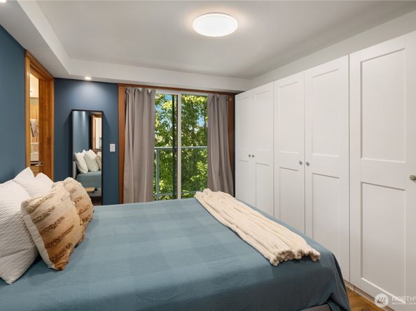 3658 Dayton Avenue N 401, Seattle WA 98103