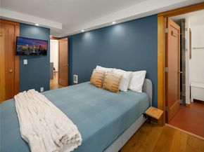 3658 Dayton Avenue N 401, Seattle WA 98103